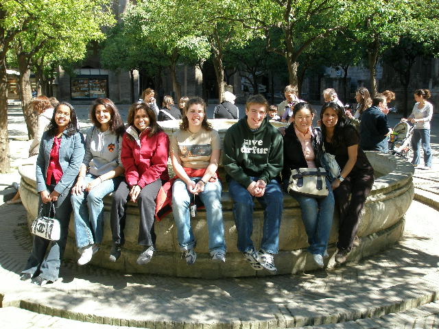 sva_the crew.JPG